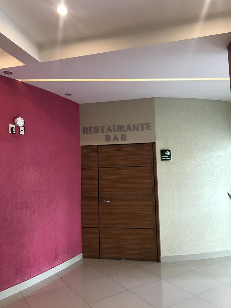 & Panama 4* Mexico City